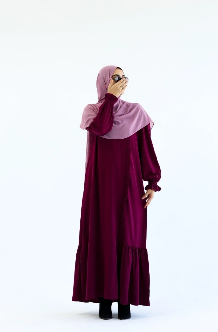 عباية لارين